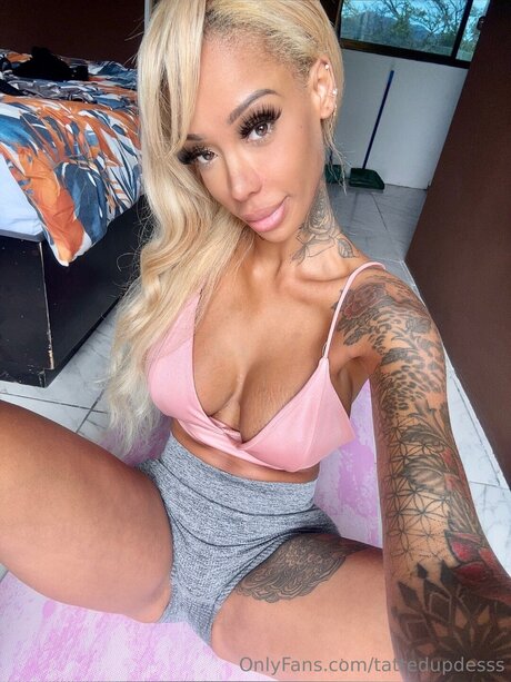 Desiwiththetatts