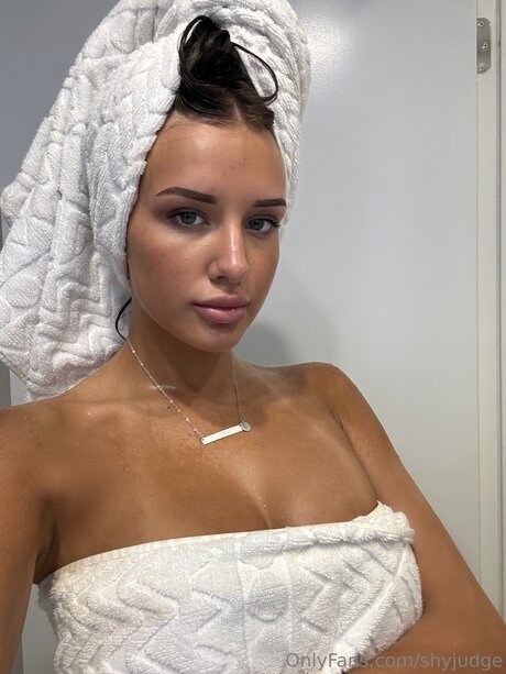 Foto desnuda filtrada de OnlyFans de Shyjudge
