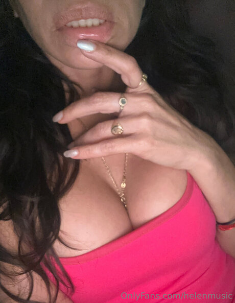 Foto desnuda filtrada de OnlyFans de Helenmusic