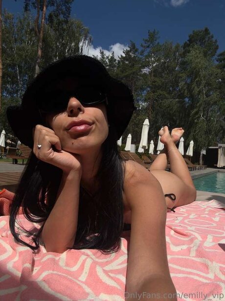 Foto desnuda filtrada de OnlyFans de Emilly Vip