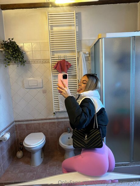 Foto desnuda filtrada de OnlyFans de Piccola Jasmy 00