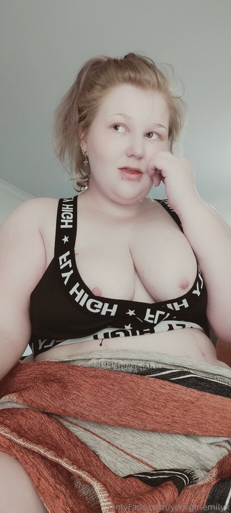 Yourgirlemilyx