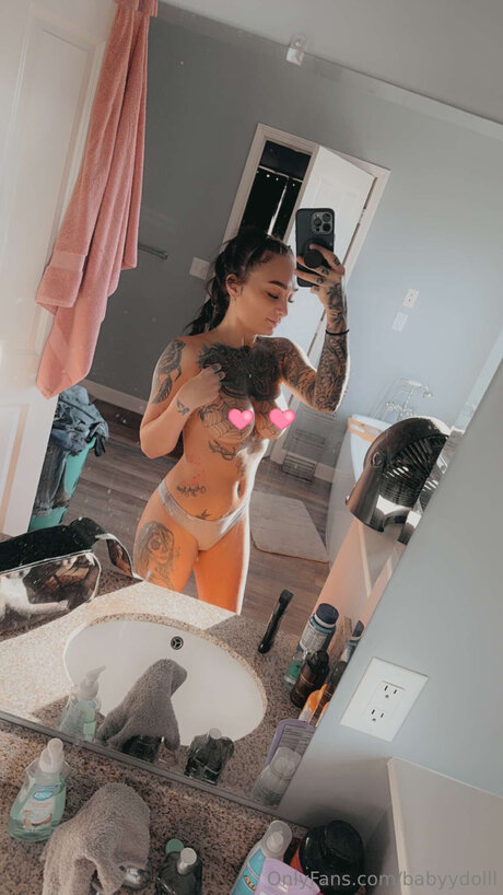 Foto desnuda filtrada de OnlyFans de Breehawww