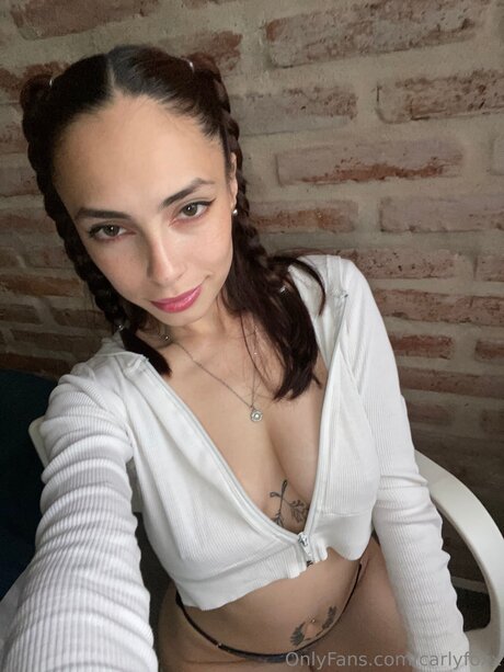 Foto desnuda filtrada de OnlyFans de Itscarlaaa