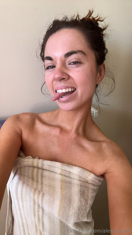 Alexissss24