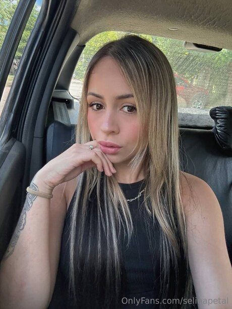 Selinapetal