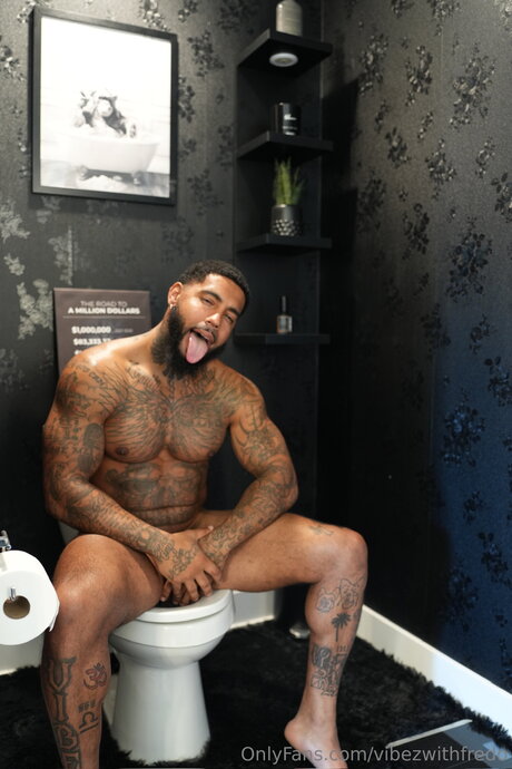 Foto desnuda filtrada de OnlyFans de Vibezwithfredo