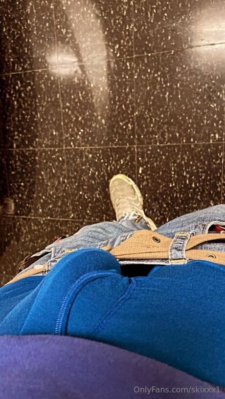 Foto desnuda filtrada de OnlyFans de Skixxx1