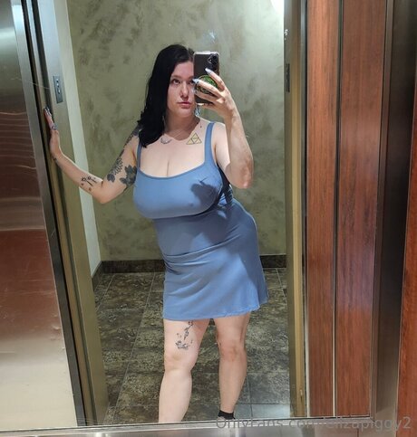 Elizapiggy2