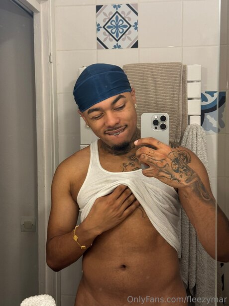 Foto desnuda filtrada de OnlyFans de Omarlwc