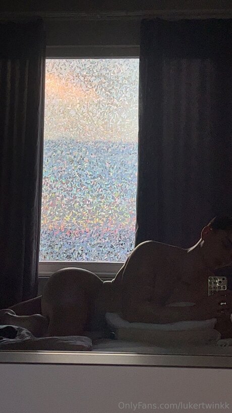 Foto desnuda filtrada de OnlyFans de Lukertwinkk