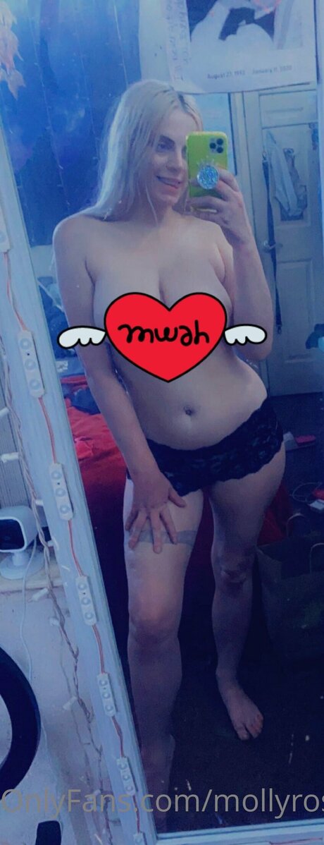Foto desnuda filtrada de OnlyFans de Mollyrosemoon