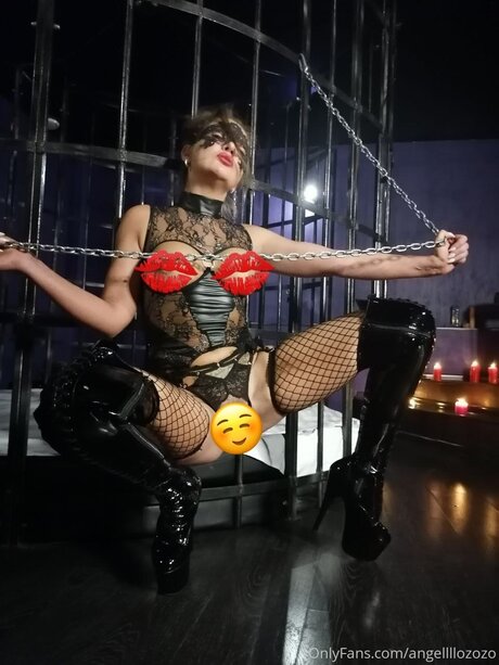 Foto desnuda filtrada de OnlyFans de Angellllozozo