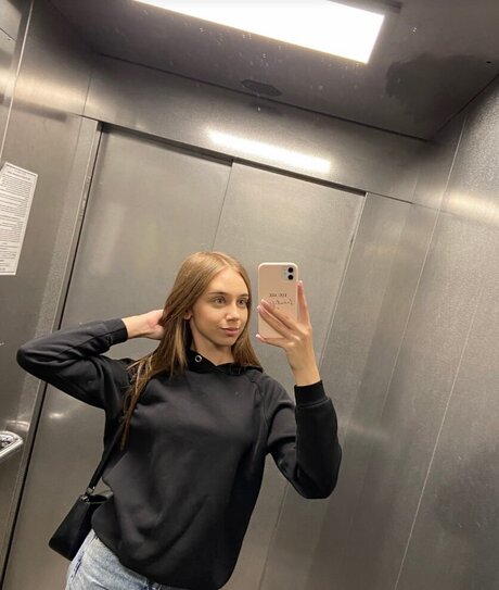 Foto desnuda filtrada de OnlyFans de Staywithsilvia