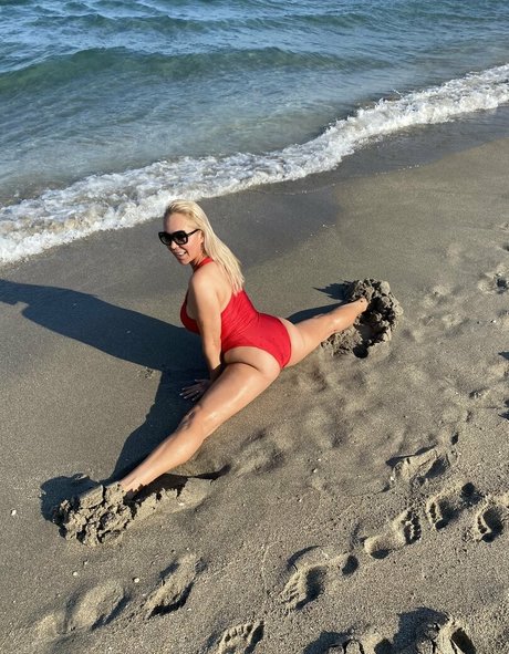 Foto desnuda filtrada de OnlyFans de Mary Carey
