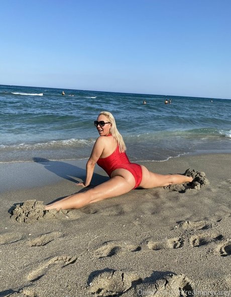 Foto desnuda filtrada de OnlyFans de Mary Carey
