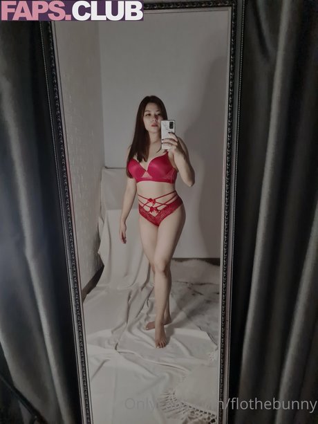 Foto desnuda filtrada de OnlyFans de Flo The Bunny