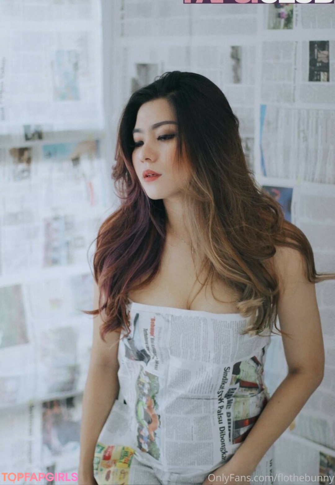 Foto desnuda filtrada de OnlyFans de Flo The Bunny #47 Foto desnuda filtrada de OnlyFans de Flo The Bunny #47