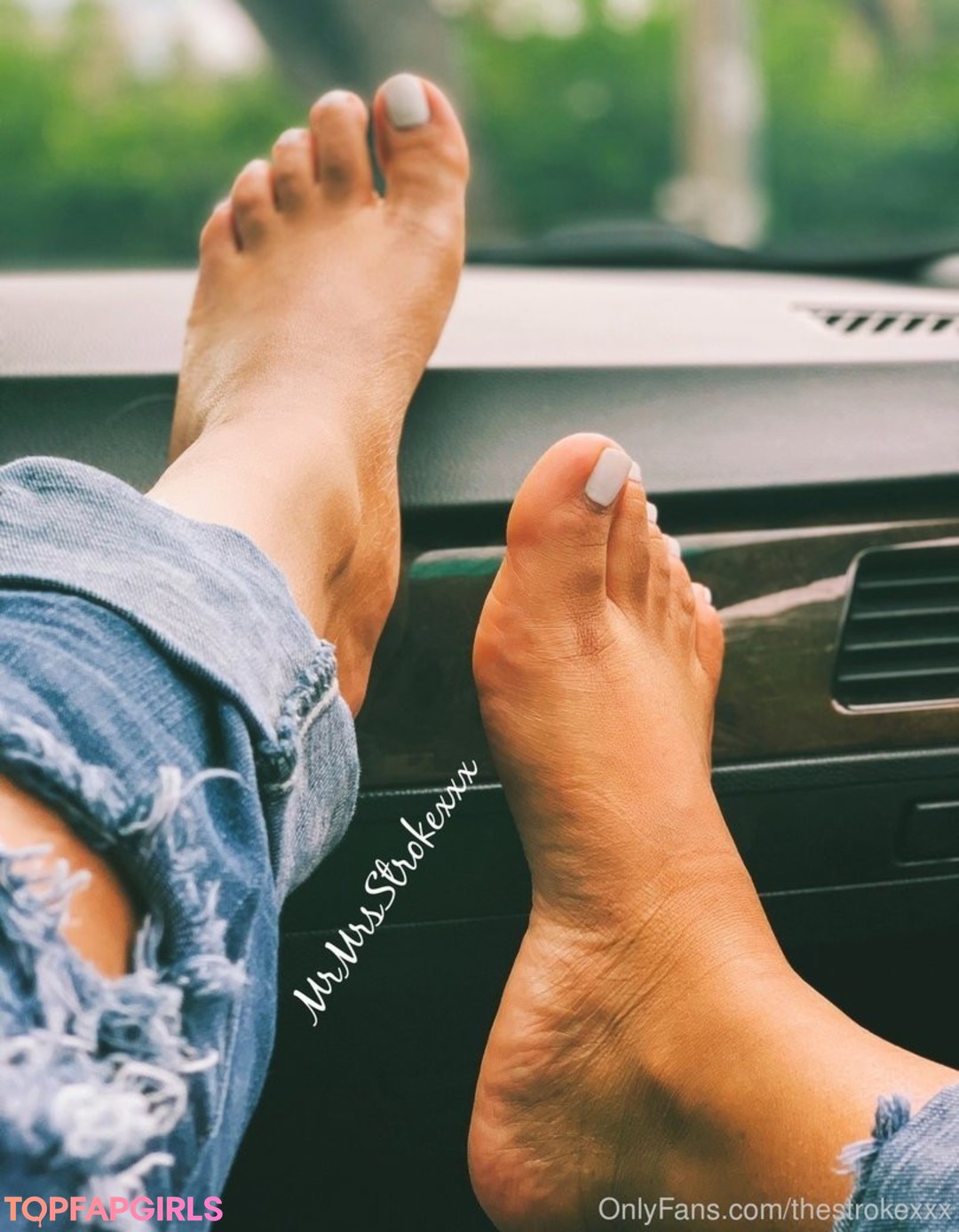 Foto desnuda filtrada de OnlyFans de The Stroke Xxx #37 Foto desnuda filtrada de OnlyFans de The Stroke Xxx #37