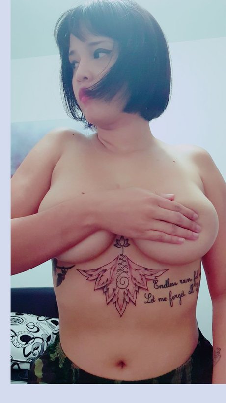 Foto desnuda filtrada de OnlyFans de Onigirl01