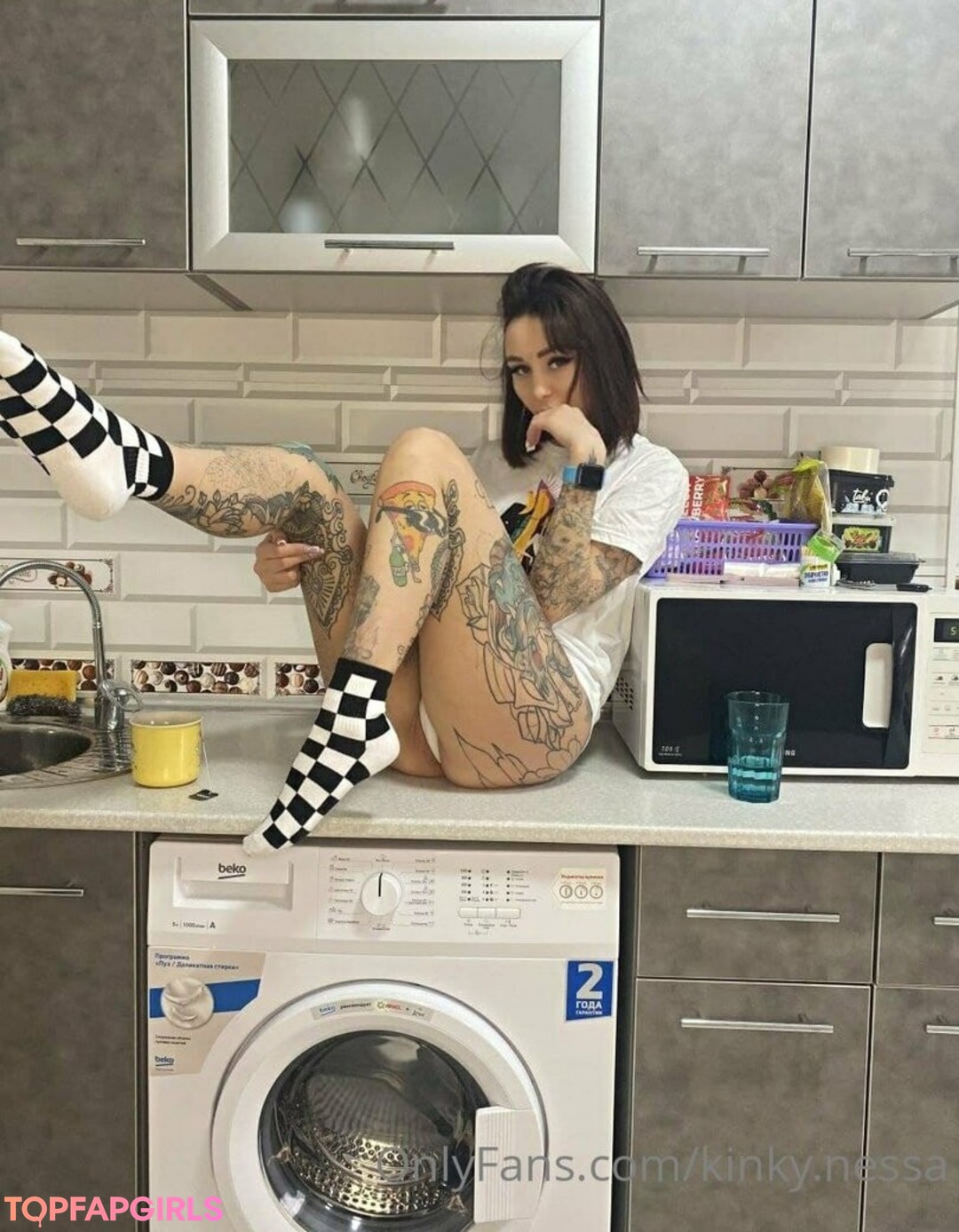 Foto desnuda filtrada de OnlyFans de Kinky Nessa #54 Foto desnuda filtrada de OnlyFans de Kinky Nessa #54