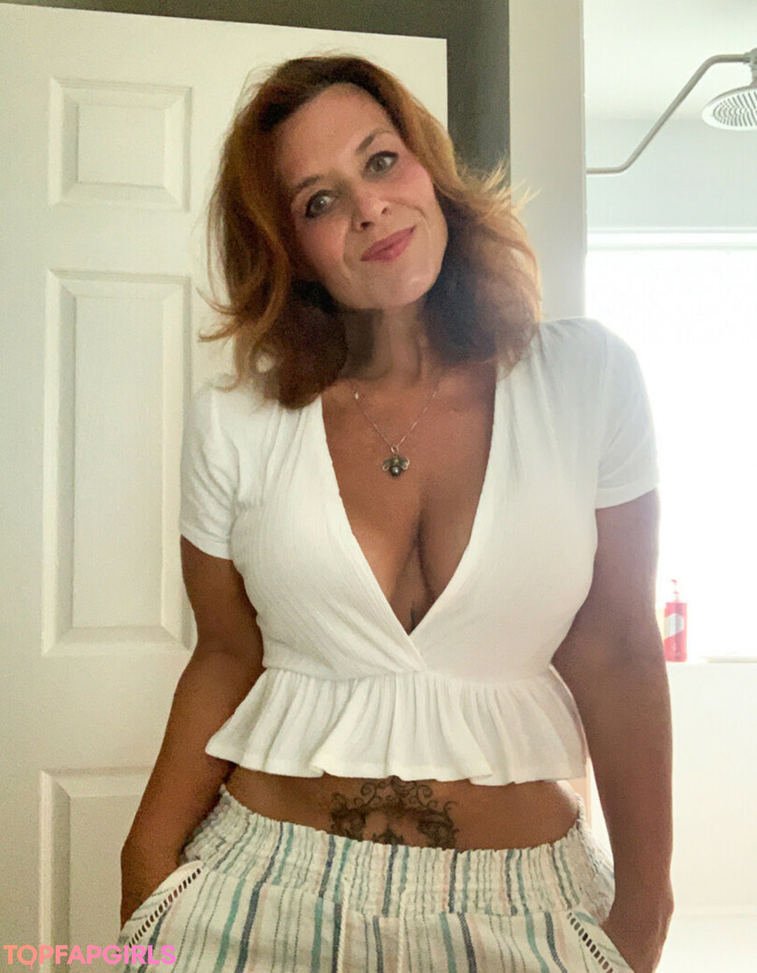 Foto desnuda filtrada de OnlyFans de Honeybeezone #172 Foto desnuda filtrada de OnlyFans de Honeybeezone #172