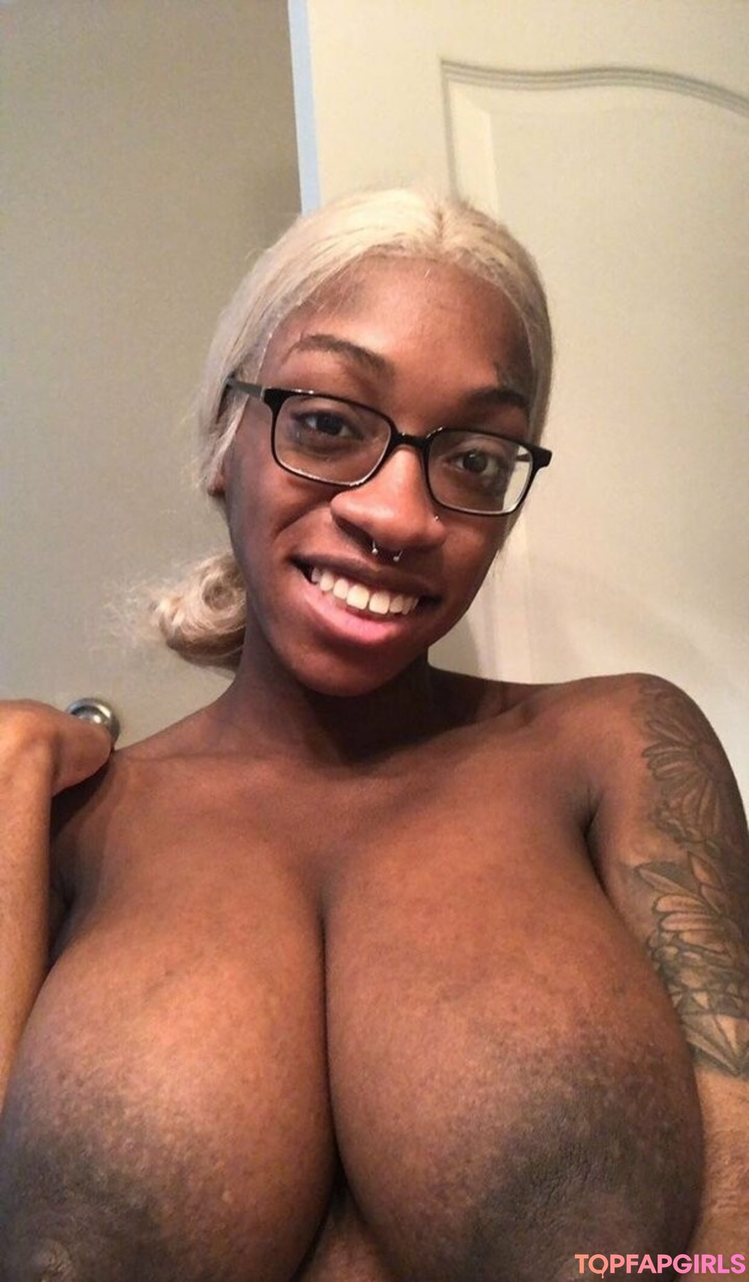 Foto desnuda filtrada de OnlyFans de Barbie Bugatti #1491 Foto desnuda filtrada de OnlyFans de Barbie Bugatti #1491