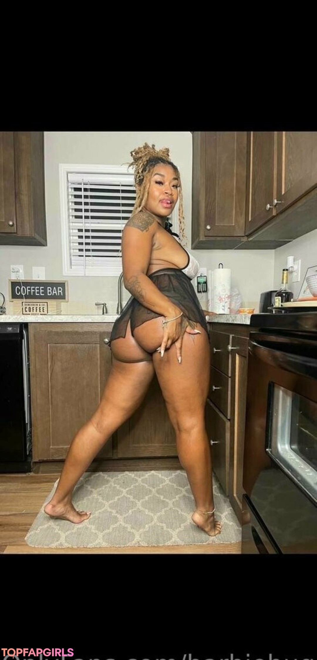 Foto desnuda filtrada de OnlyFans de Barbie Bugatti #1793