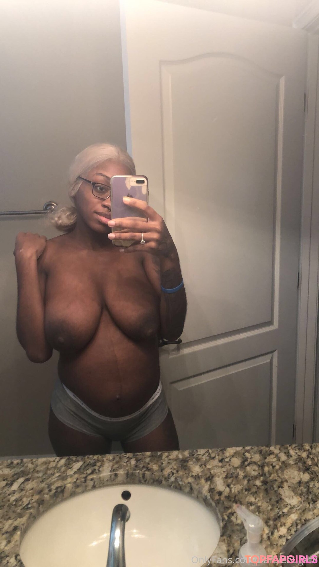 Foto desnuda filtrada de OnlyFans de Barbie Bugatti #182 Foto desnuda filtrada de OnlyFans de Barbie Bugatti #182