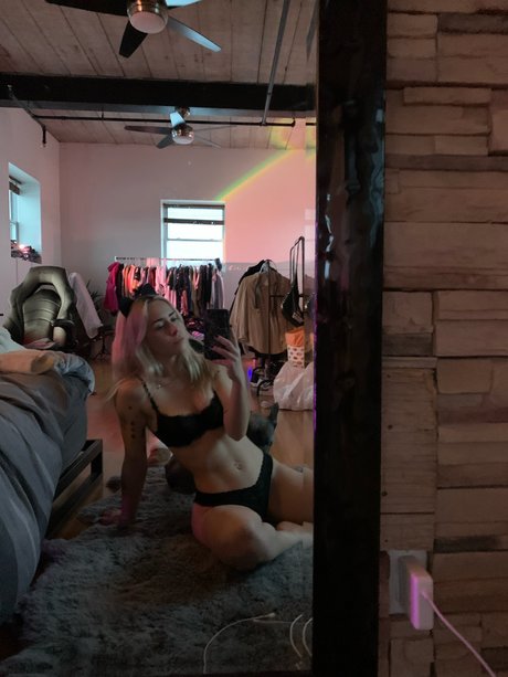 Foto desnuda filtrada de OnlyFans de Skimaskthedickslayer