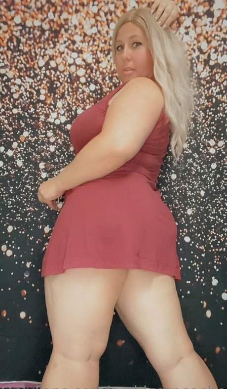 Goddess Peaches