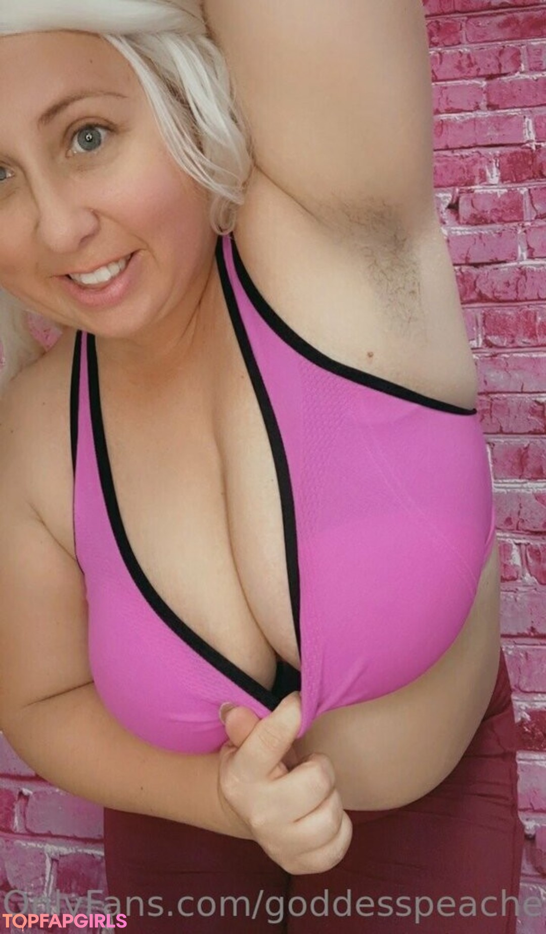Foto desnuda filtrada de OnlyFans de Goddess Peaches #401 Foto desnuda filtrada de OnlyFans de Goddess Peaches #401