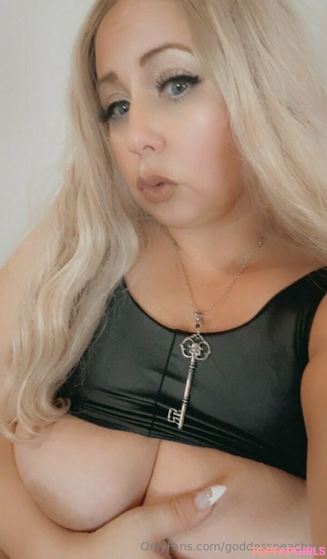 Foto desnuda filtrada de OnlyFans de Goddess Peaches #609 Foto desnuda filtrada de OnlyFans de Goddess Peaches #609