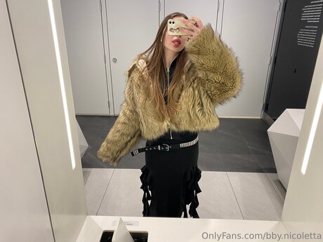 Foto desnuda filtrada de OnlyFans de Bby Nicoletta