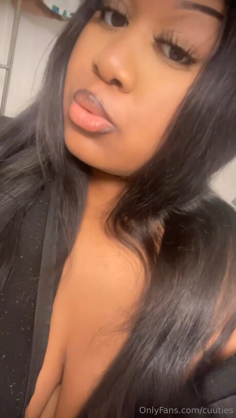 Foto desnuda filtrada de OnlyFans de Cuuties