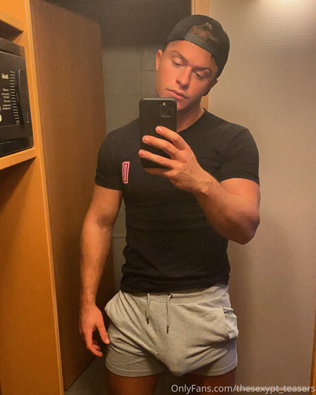 Foto desnuda filtrada de OnlyFans de Bigbulgetom