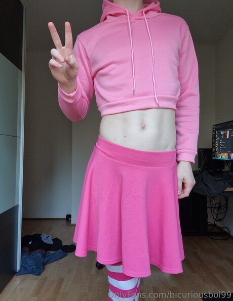 Bicuriousboi99