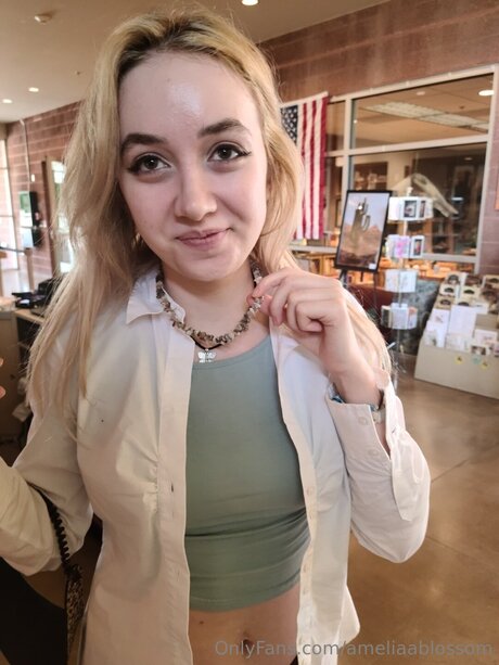 Ameliaablossom