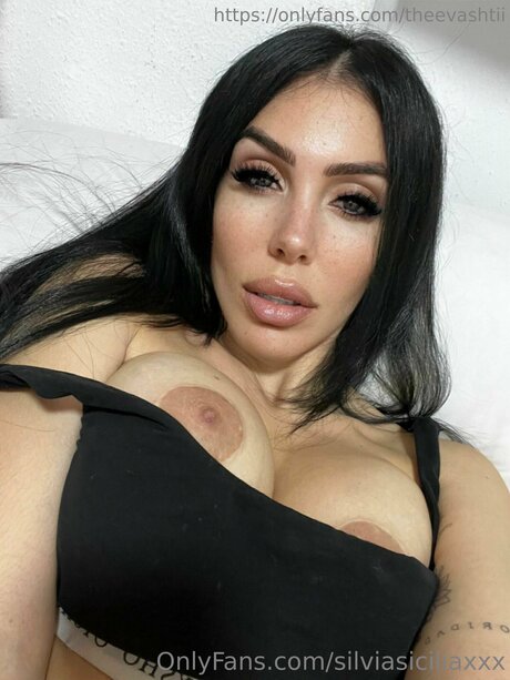 Foto desnuda filtrada de OnlyFans de Theevashtii