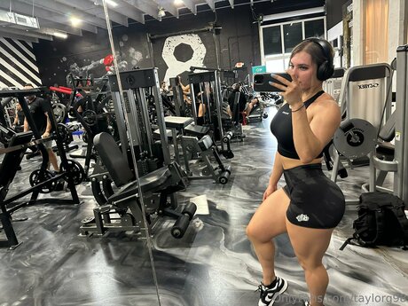 Foto desnuda filtrada de OnlyFans de Taylorg98