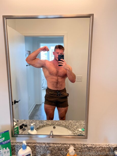 Foto desnuda filtrada de OnlyFans de Colton Voss