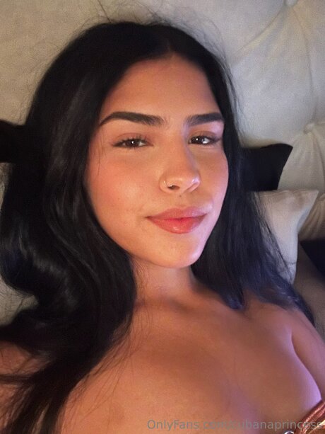 Foto desnuda filtrada de OnlyFans de Cubanaprincess