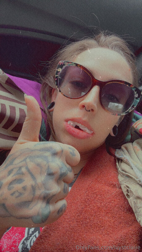 Foto desnuda filtrada de OnlyFans de Ivystclaire