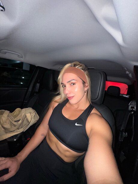 Nixnakedpersonaltrainer