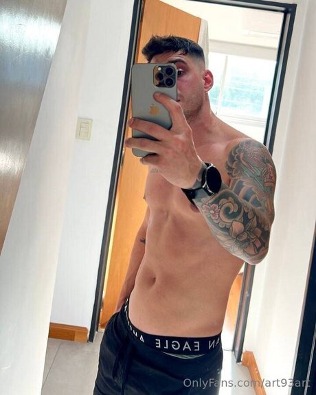 Foto desnuda filtrada de OnlyFans de Art93art