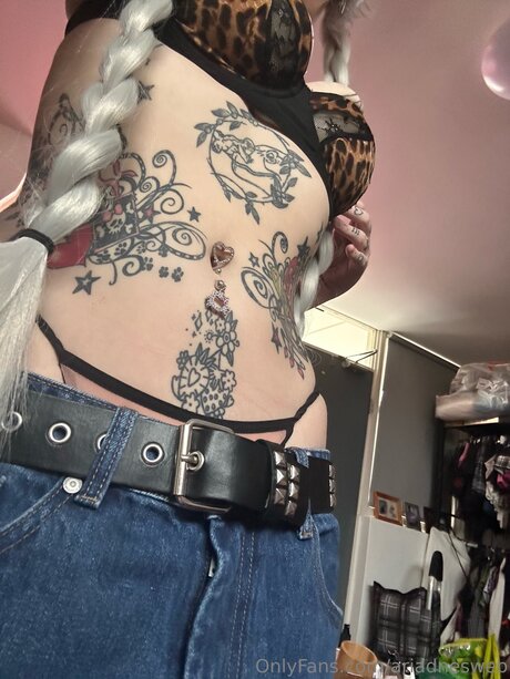 Foto desnuda filtrada de OnlyFans de Ariadnesweb