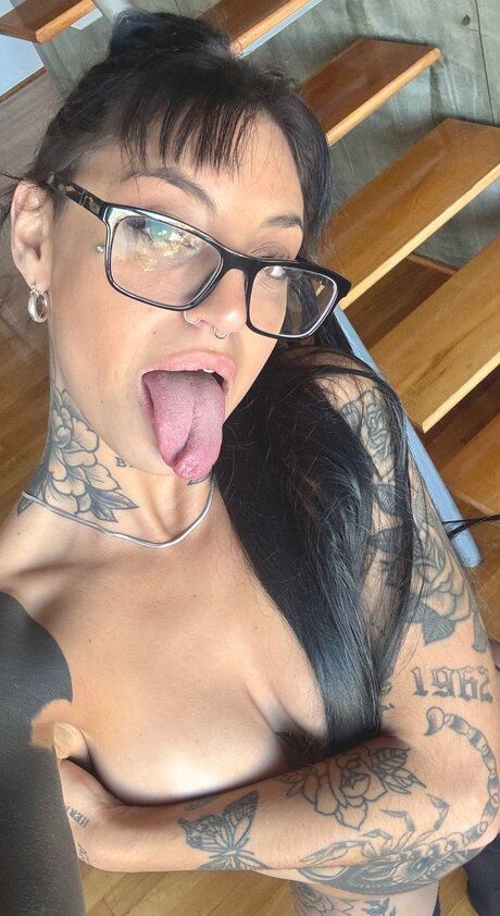 Foto desnuda filtrada de OnlyFans de Elenifirouu