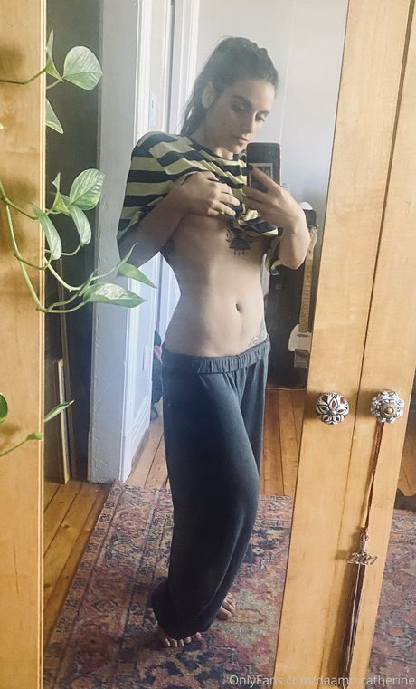 Foto desnuda filtrada de OnlyFans de Catherine