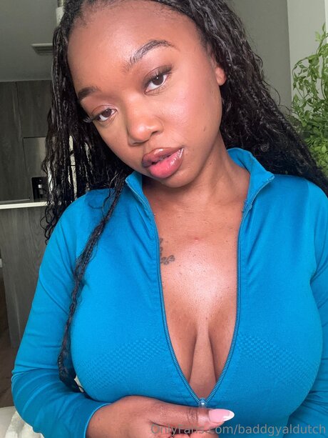 Foto desnuda filtrada de OnlyFans de Baddgyaldutch