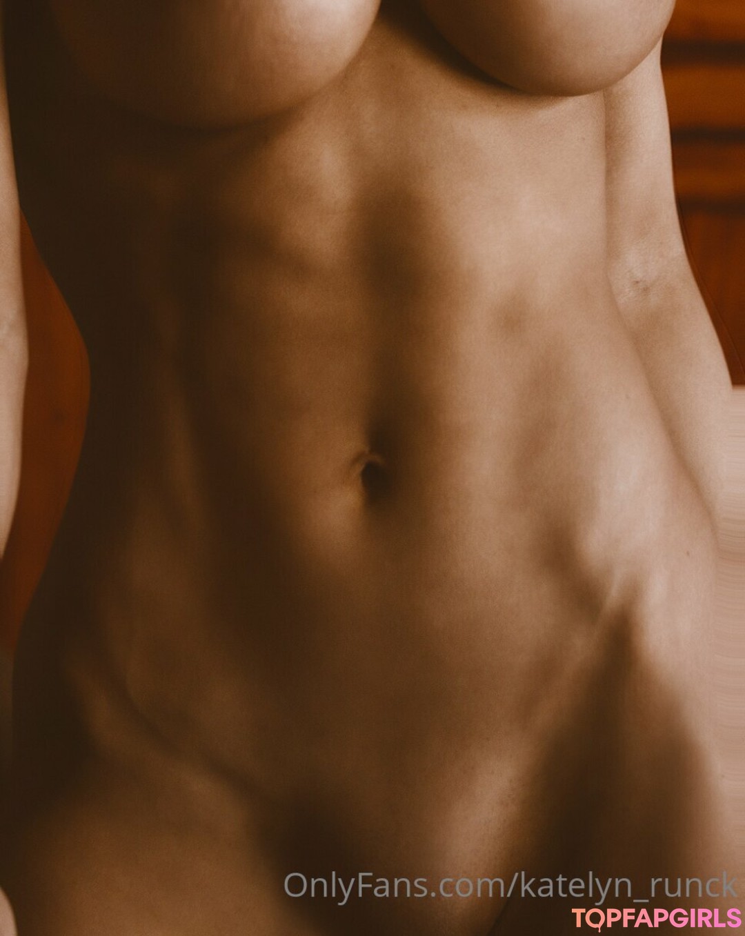Foto desnuda filtrada de OnlyFans de Katelyn Runck #469 Foto desnuda filtrada de OnlyFans de Katelyn Runck #469